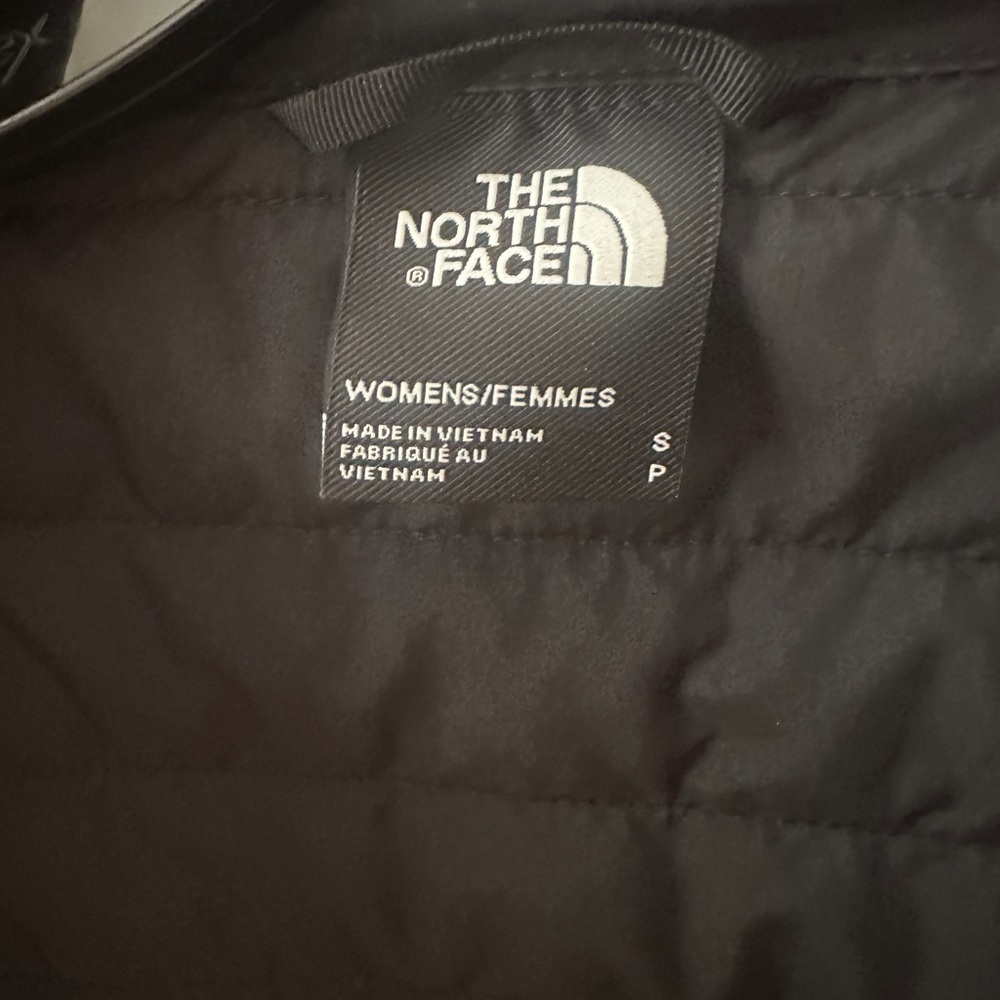 The North Face Women's Classic Black Outerwear